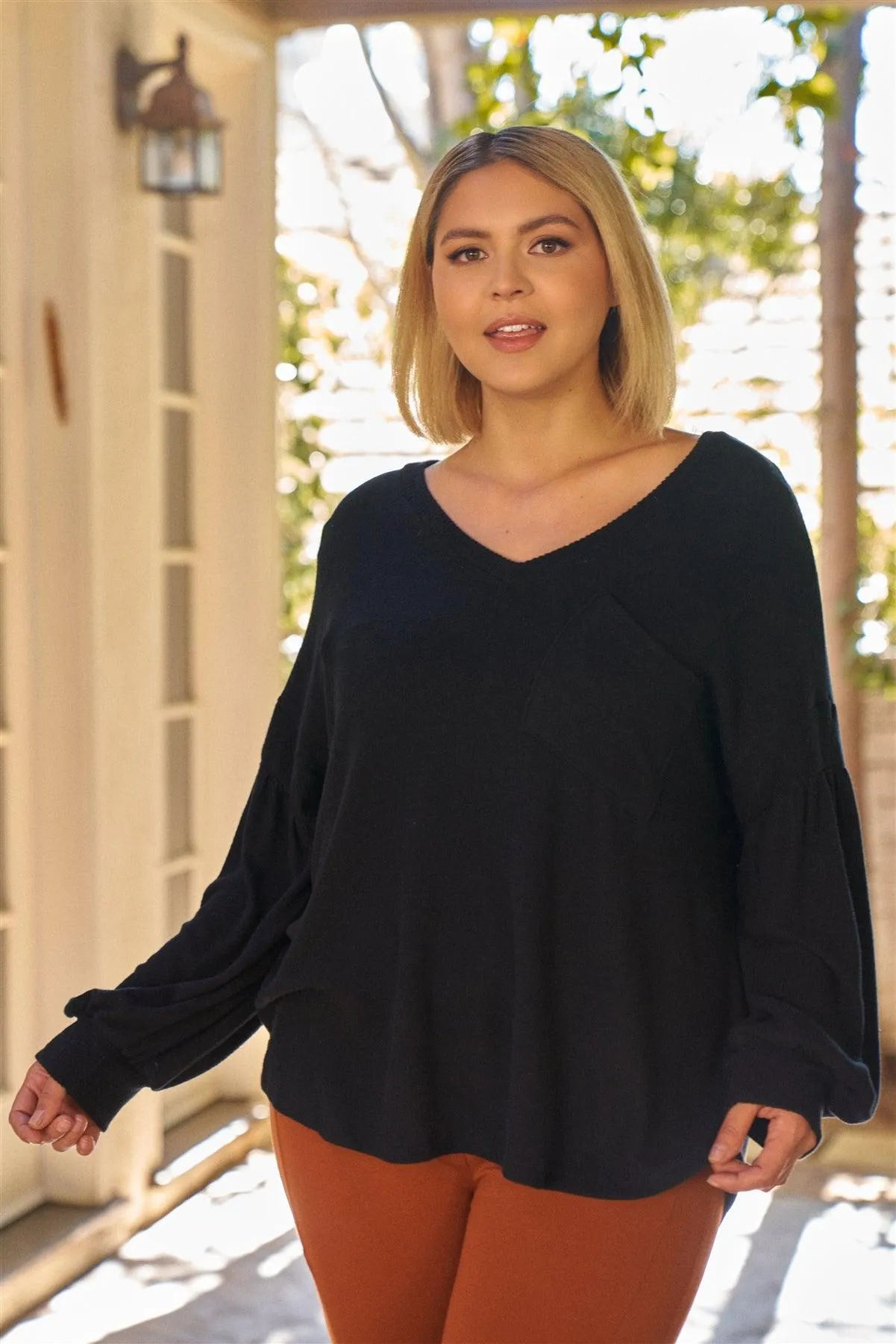 Junior Plus Black Super Soft Long Balloon Sleeve Soft V-Neck Front Pocket Loose Fit Top /3-2-1