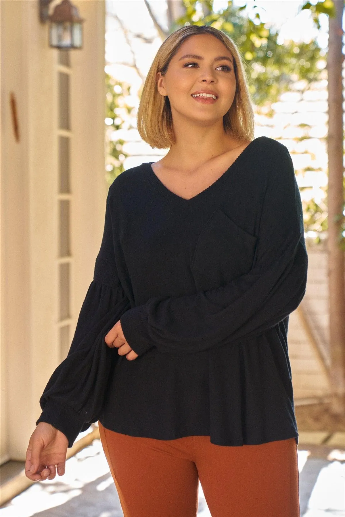 Junior Plus Black Super Soft Long Balloon Sleeve Soft V-Neck Front Pocket Loose Fit Top /3-2-1