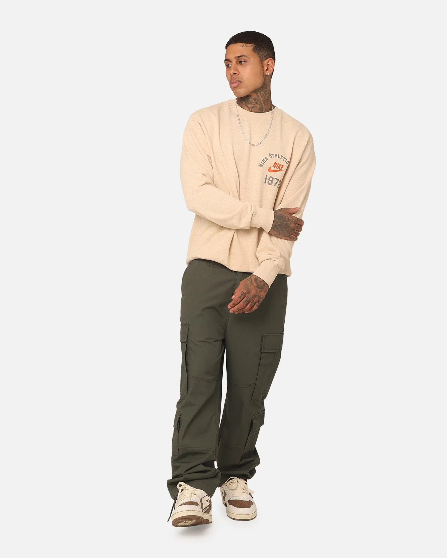 Nike Sportswear Club Fleece Crewneck Sesame