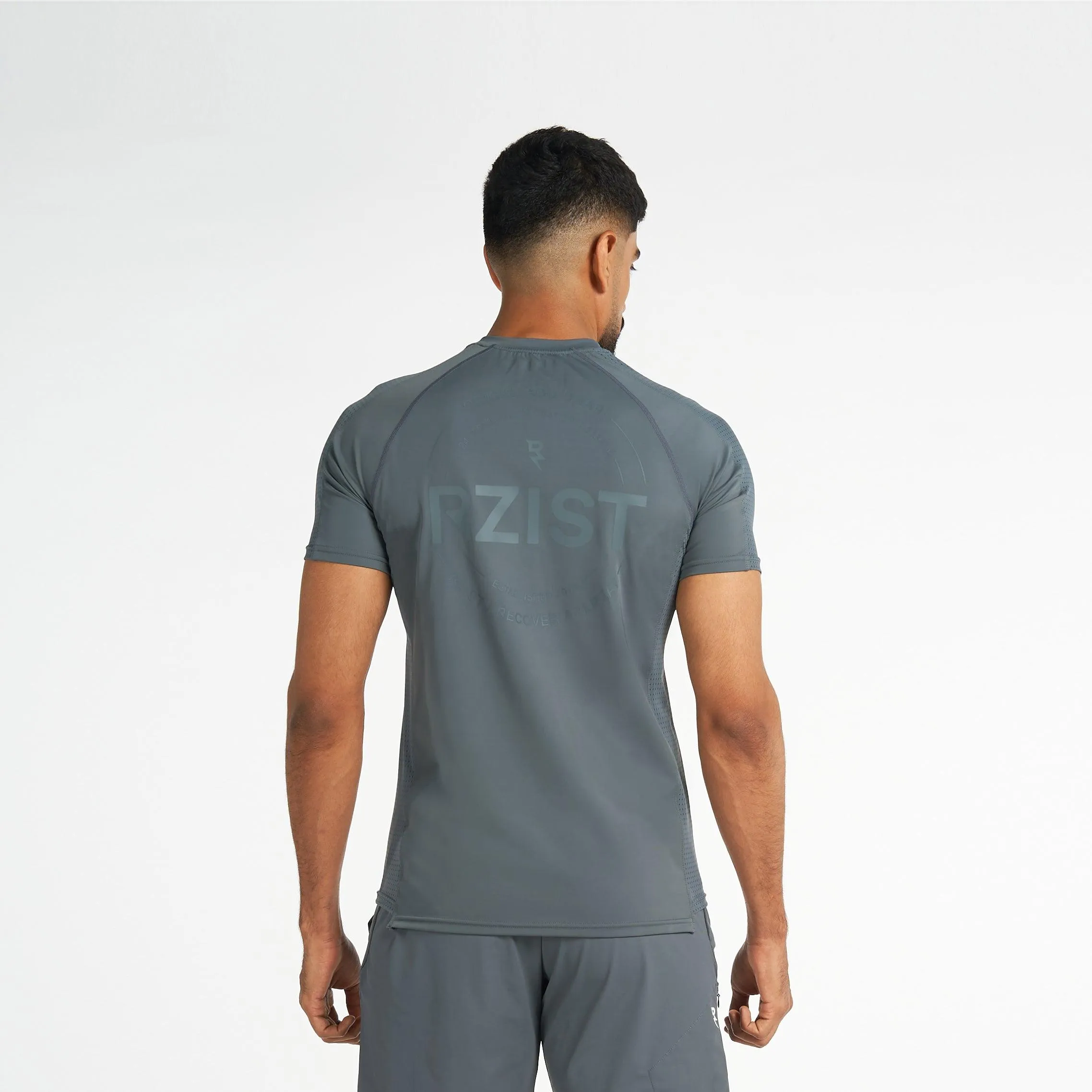 Sportswear T-Shirt - Turbulence Grey